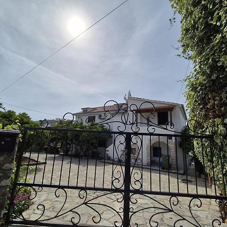 Apartments Villa Julia Trogir Luaran gambar