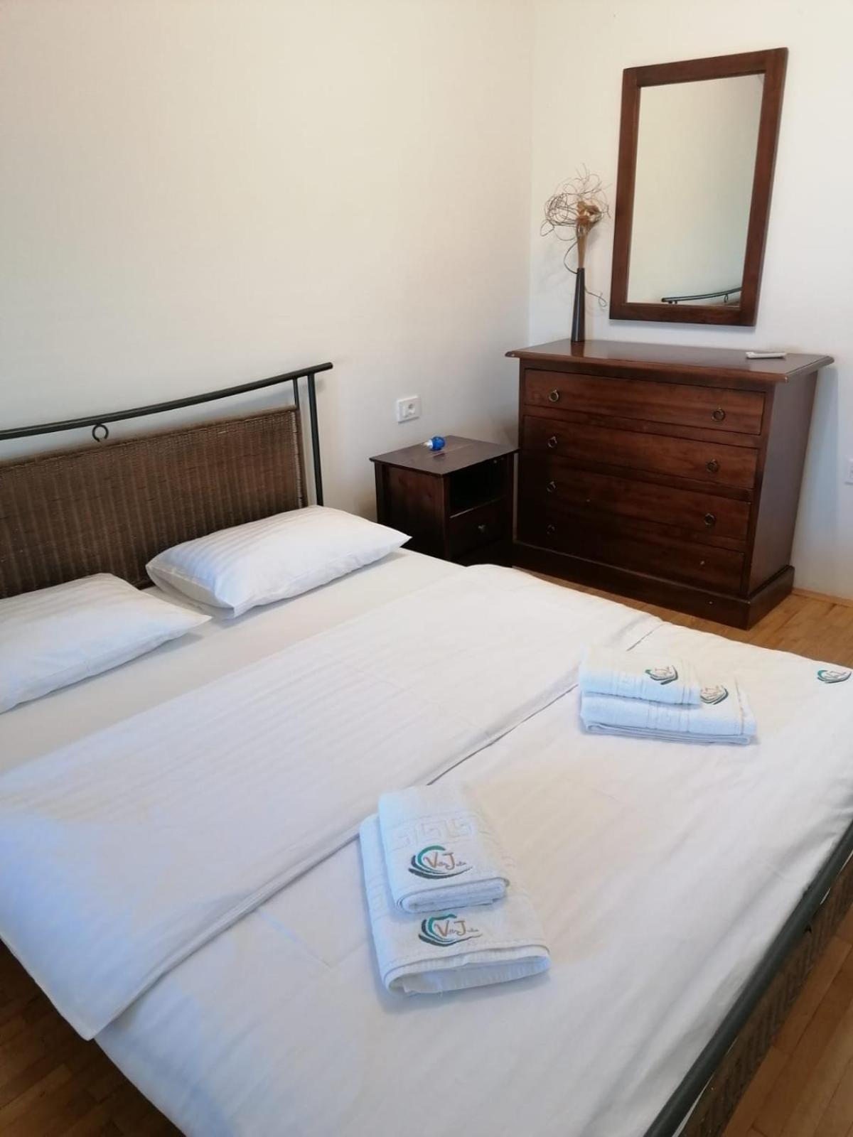 Apartments Villa Julia Trogir Luaran gambar