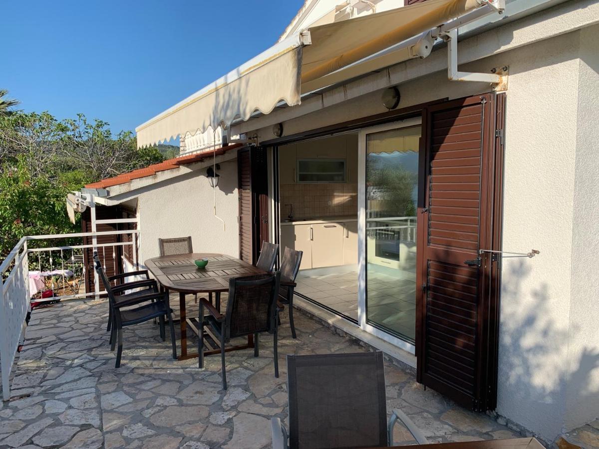 Apartments Villa Julia Trogir Luaran gambar