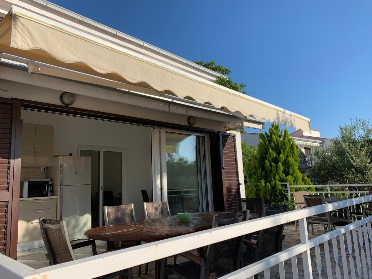 Apartments Villa Julia Trogir Luaran gambar
